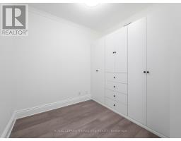 504 128 Pears Avenue, Image 2