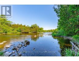 Primary Bedroom - 8218 Wellington Rd 18, Centre Wellington, ON N1M2W5 Photo 5
