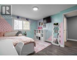 Dining room - 1 1025 Upper Gage Avenue, Hamilton, ON L8V4L2 Photo 3