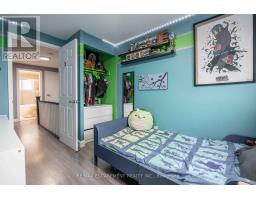 Living room - 1 1025 Upper Gage Avenue, Hamilton, ON L8V4L2 Photo 2