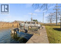 1500 Front Road North, Amherstburg, ON N9V3R3 Photo 5