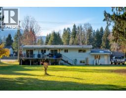 Utility room - 1840 Airport Way, Revelstoke, BC V0E2S1 Photo 5