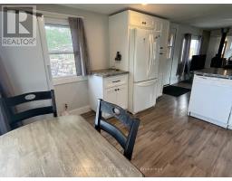 102 Grace Street W, Georgian Bluffs, ON N0H2N0 Photo 3