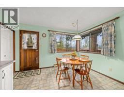 Family room - 401 Panorama Cres, Courtenay, BC V9N6Y7 Photo 4