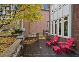 Bedroom - 8 Old Park Lane, Richmond Hill, ON L4B2L8 Photo 4
