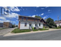 115 117 Pim St, Sault Ste Marie, ON P6A3G7 Photo 2