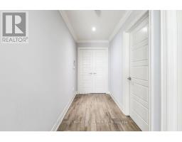 Kitchen - 32 Kingspoint Circle, Hamilton, ON L8E6C5 Photo 5