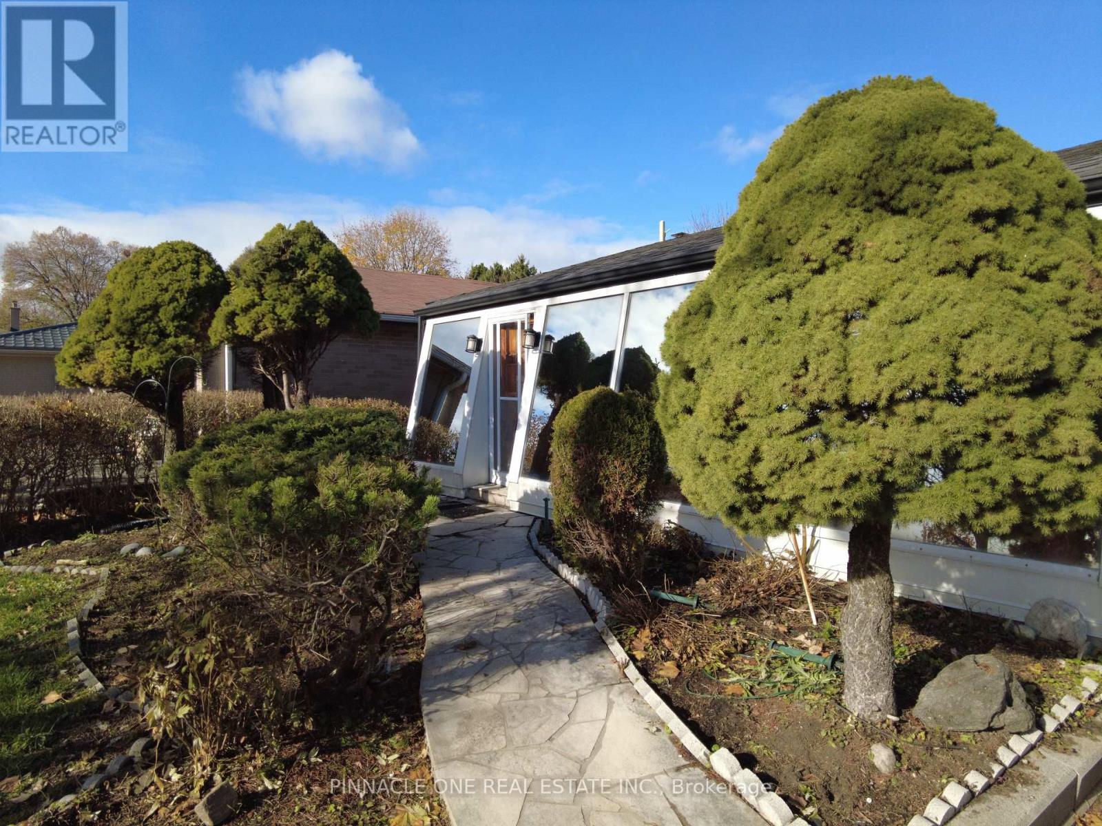 76 Sealstone Terrace