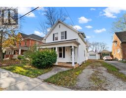 Dining room - 229 Queen Street, Milton, ON L9T1K3 Photo 2