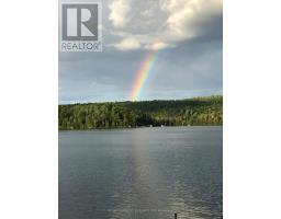 Bedroom 2 - 2954 Aylen Lake Road, South Algonquin, ON K0J2M0 Photo 4