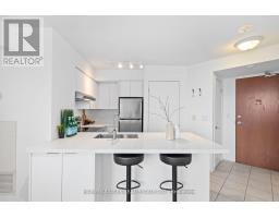 Primary Bedroom - 1608 219 Fort York Boulevard, Toronto, ON M5V1B1 Photo 4