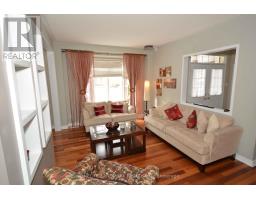 Living room - 4825 Fulwell Road, Mississauga, ON L5M7J8 Photo 3