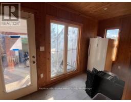 Primary Bedroom - 211 Burnt River Road, Kawartha Lakes, ON K0M1C0 Photo 4