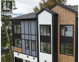 Full ensuite bathroom - 406 King Street, Revelstoke, BC V0E2S0 Photo 2