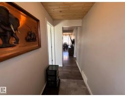 Kitchen - 4972 Centre St, New Sarepta, AB T0B3M3 Photo 3