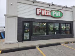 2 Pth 12 Highway, Steinbach, MB R5G1Y2 Photo 2