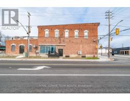 4 Elgin Street W, Arnprior, ON K7S1N3 Photo 4