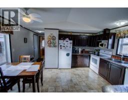4pc Ensuite bath - 105 Ruttle Avenue, Kinistino, SK S0J1H0 Photo 5