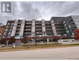 Kitchen - 517 251 Helmlock Street, Waterloo, ON N2L0H2 Photo 2