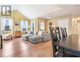 Dining room - 11 Downsview Drive, Lower Truro, NS B6L1E8 Photo 2