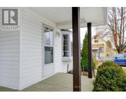 210 Jane Street, West Elgin, ON N0L2C0 Photo 5