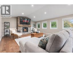 3pc Bathroom - 215 County Rd 34 West, Cottam, ON N8M2X5 Photo 4