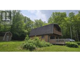 Living room - 268 Murphy Lake Drive, Murphy Lake, NS B4N3V8 Photo 3