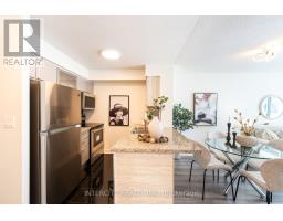 1706 16 Harrison Garden Boulevard, Image 2