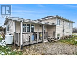 Kitchen - 385 Wood Road, Montague, ON K7A5B8 Photo 2