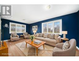 Bedroom - 385 Wood Road, Montague, ON K7A5B8 Photo 4