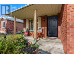 Kitchen - 423 King Street E, Wellington North, ON N0G2L2 Photo 5