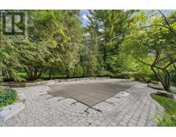 Laundry room - 237 Morrison Road, Oakville, ON L6J4J6 Photo 3