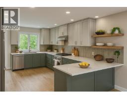 Bedroom 2 - 7233 Hillu Road, Prince George, BC V2K0B4 Photo 2