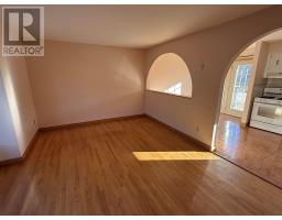 Kitchen - 183 B Ottawa Ave, Elliot Lake, ON P5A2N9 Photo 2