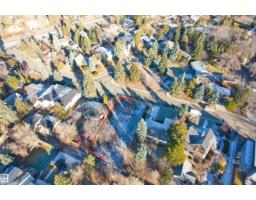 8350 120 St Nw, Edmonton, AB T6G1X2 Photo 4