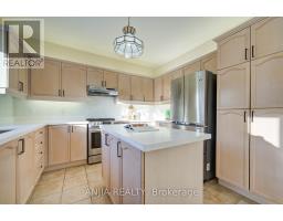 Dining room - 54 Rouge Bank Drive, Markham, ON L3S4C7 Photo 3