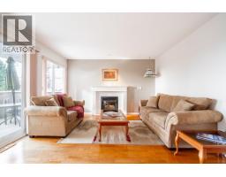 323 E Keith Road, North Vancouver, BC V7L1V6 Photo 3