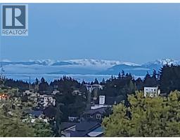 Living room - 2530 Crystalview Dr, Langford, BC V9B6M8 Photo 3