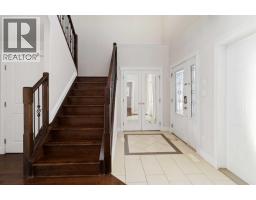 Foyer - 289 Blackburn Drive, Fort Mcmurray, AB T9K0X8 Photo 5