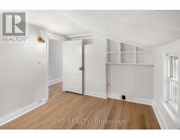 Bathroom - 467 Grove Avenue, Windsor, ON N9A6G3 Photo 5