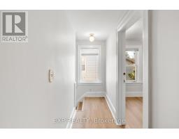 Kitchen - 467 Grove Avenue, Windsor, ON N9A6G3 Photo 3