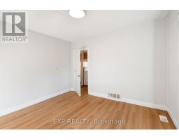 Bedroom 5 - 467 Grove Avenue, Windsor, ON N9A6G3 Photo 2