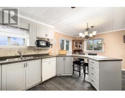 Living room - 88 Bay Road, Rideau Lakes, ON K0G1L0 Photo 4