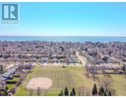 310 Tuck Drive S, Burlington, ON L7L2R1 Photo 3