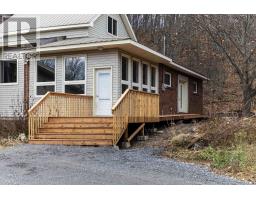 Dining room - 250 Pickard Rd, Goulais River, ON P0S1E0 Photo 3