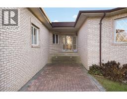 5pc Ensuite bath - 3525 Baseline Road, Windsor, ON N8V0A2 Photo 3