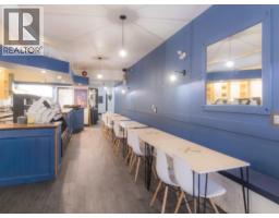 371 Alexander Street Unit 101, Image 3