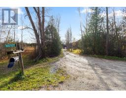 Bathroom - 362120 Concession 16, Georgian Bluffs, ON N0H1P0 Photo 4
