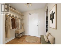 1907 362 The East Mall, Image 2