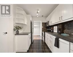 1907 362 The East Mall, Image 3